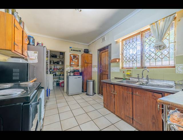 4 BEDROOM HOUSE FOR SALE IN WESTVILLE